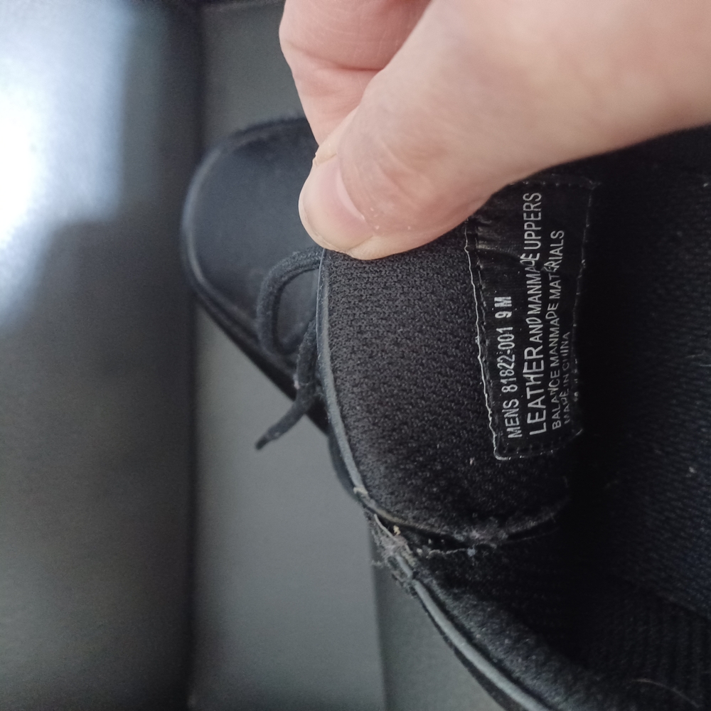 Nunn Bush Black Oxfords with Sleek Leather Finish - Picture 4 of 4